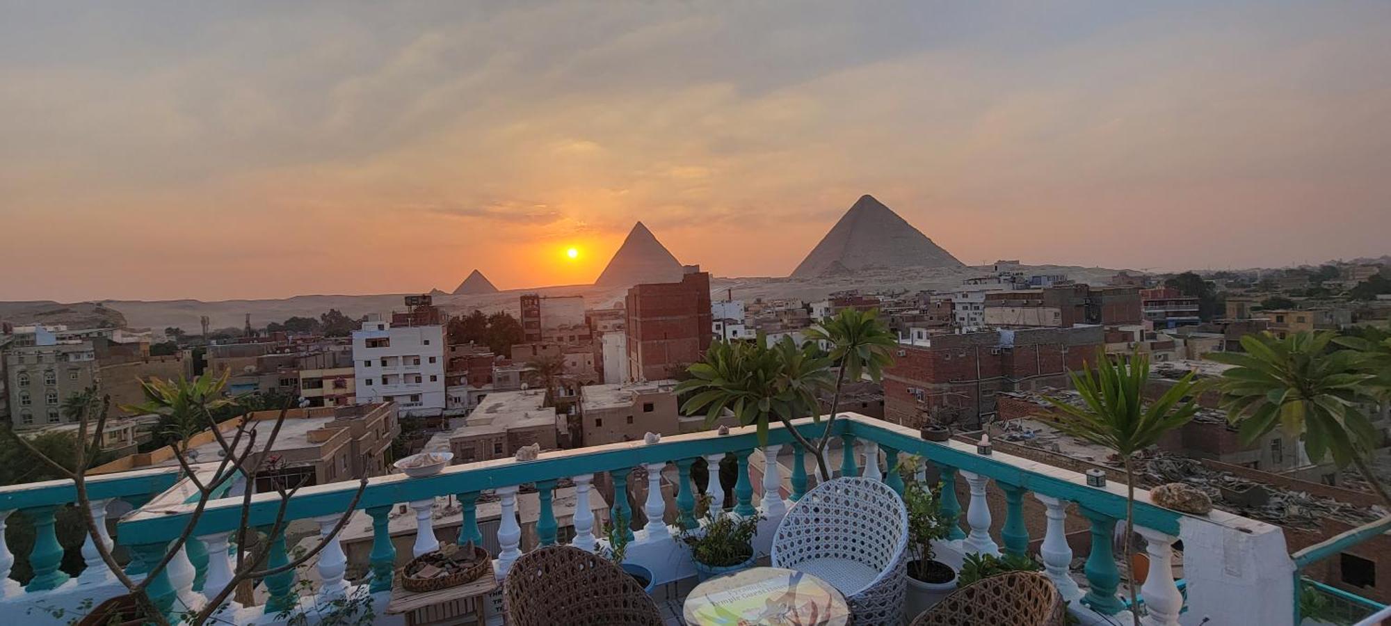 Pyramids Temple Guest House Kafret el-Gabal Kültér fotó