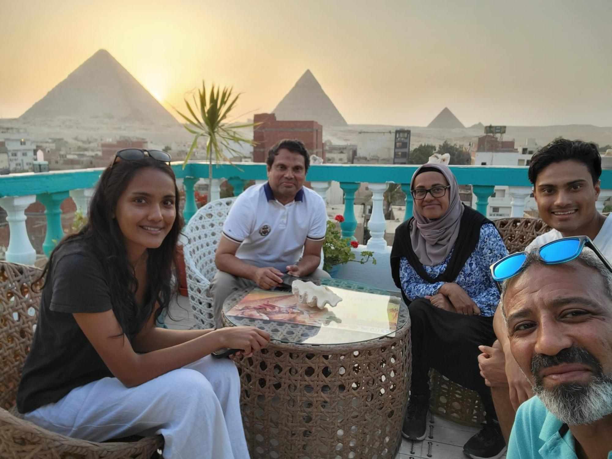 Pyramids Temple Guest House Kafret el-Gabal Kültér fotó