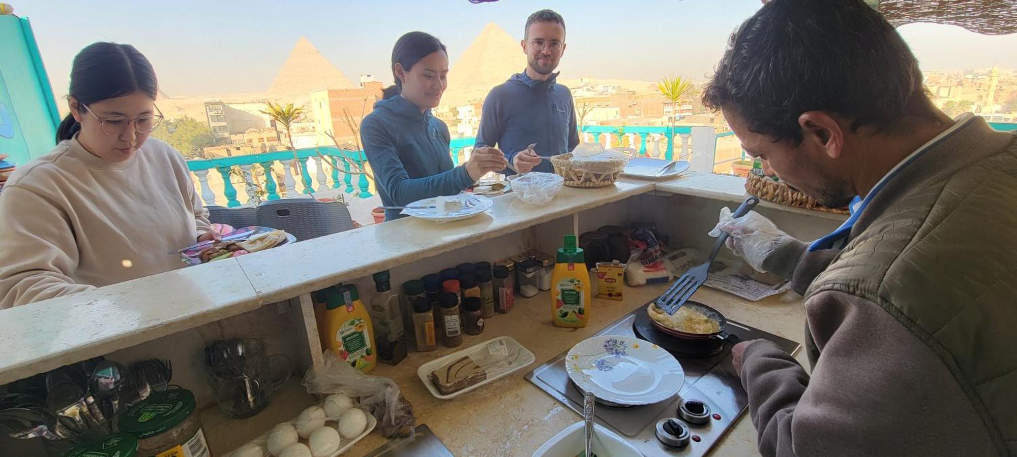 Pyramids Temple Guest House Kafret el-Gabal Kültér fotó