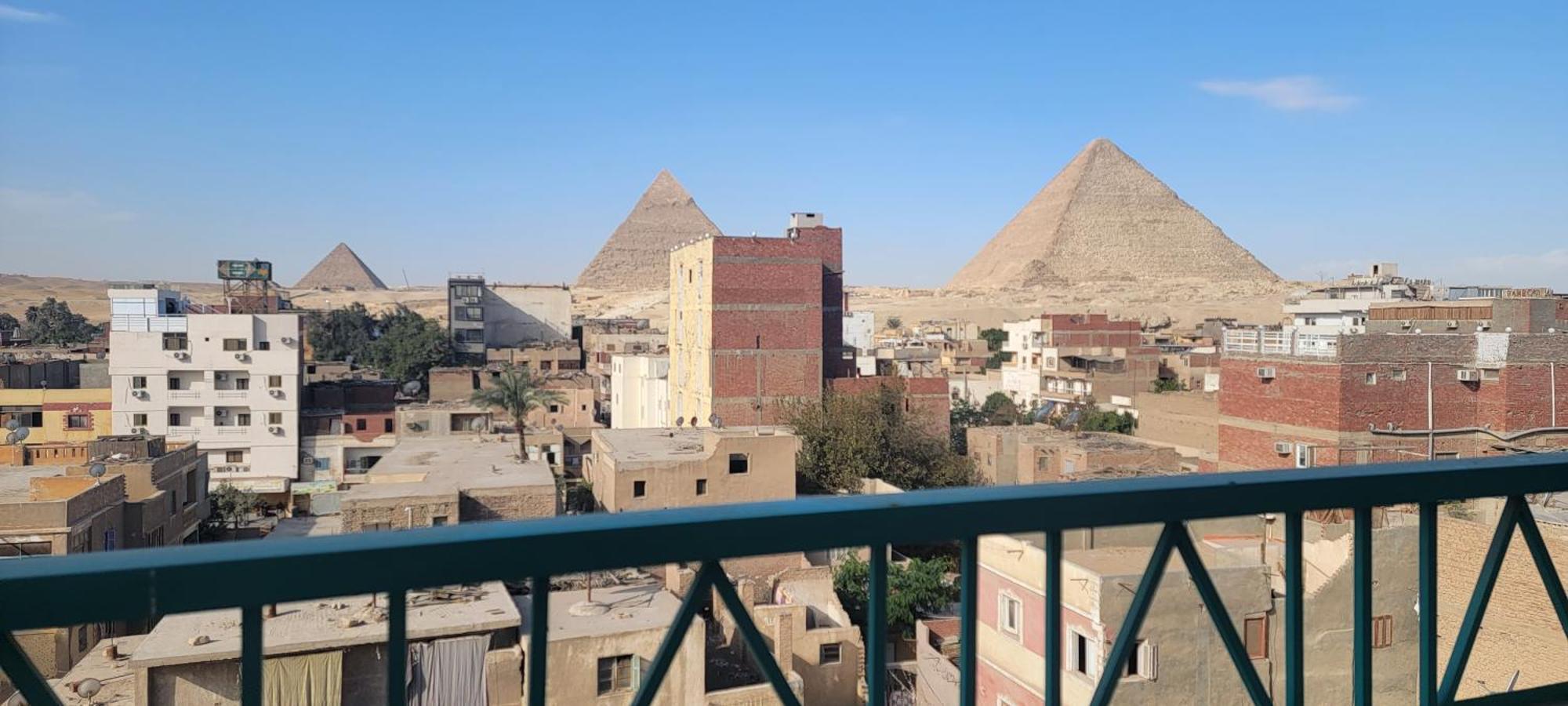 Pyramids Temple Guest House Kafret el-Gabal Kültér fotó