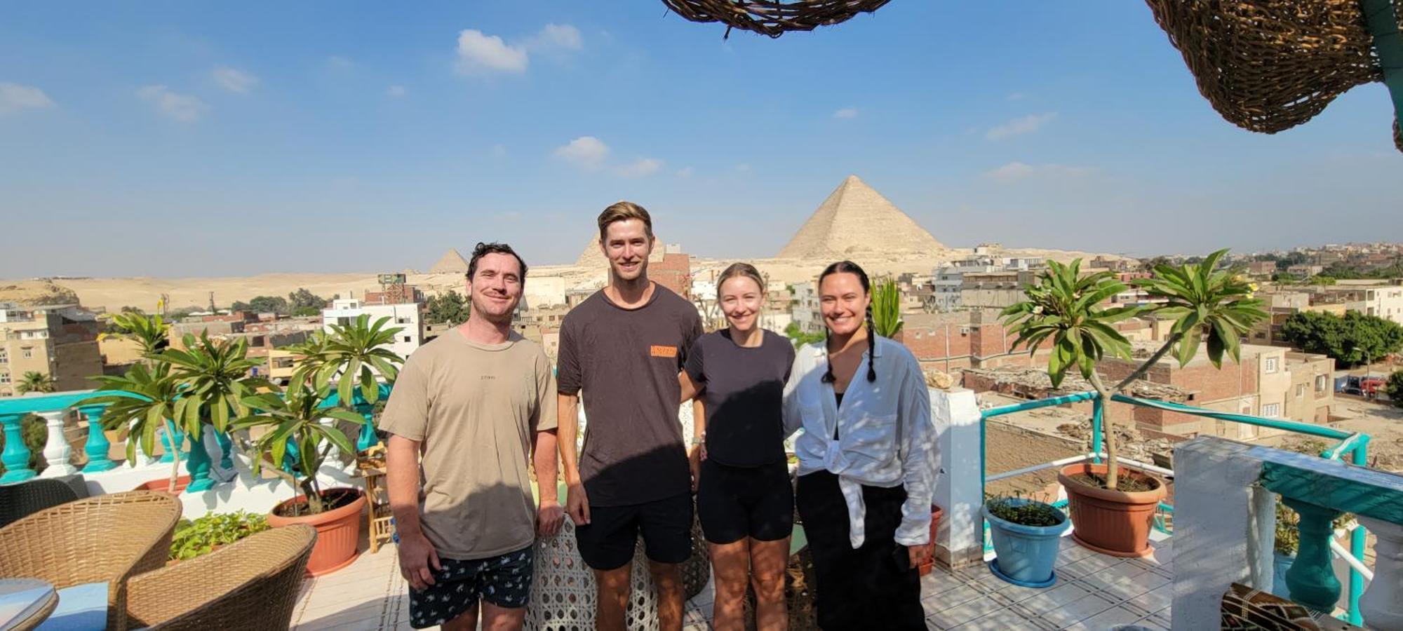 Pyramids Temple Guest House Kafret el-Gabal Kültér fotó