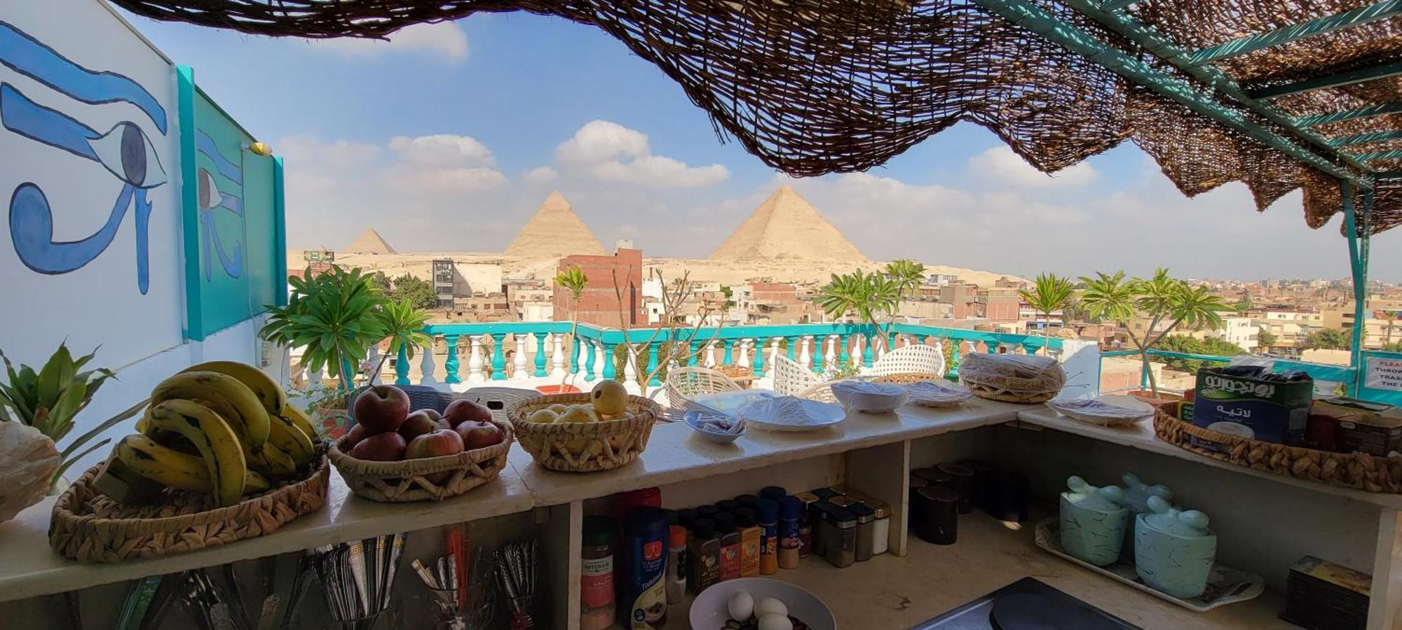 Pyramids Temple Guest House Kafret el-Gabal Kültér fotó