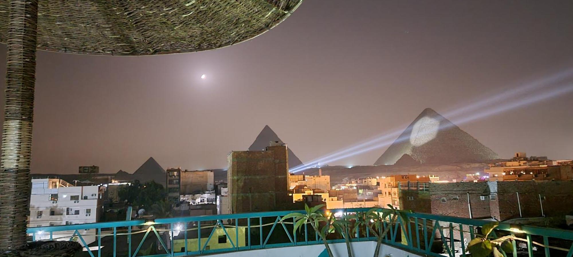 Pyramids Temple Guest House Kafret el-Gabal Kültér fotó